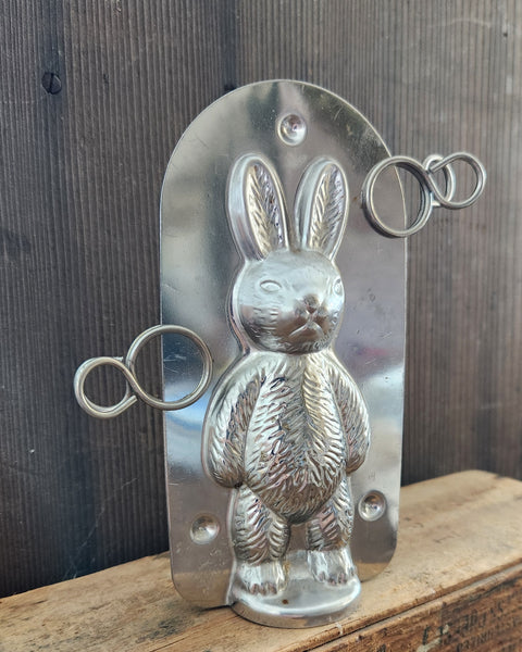 Bunny Mold - E